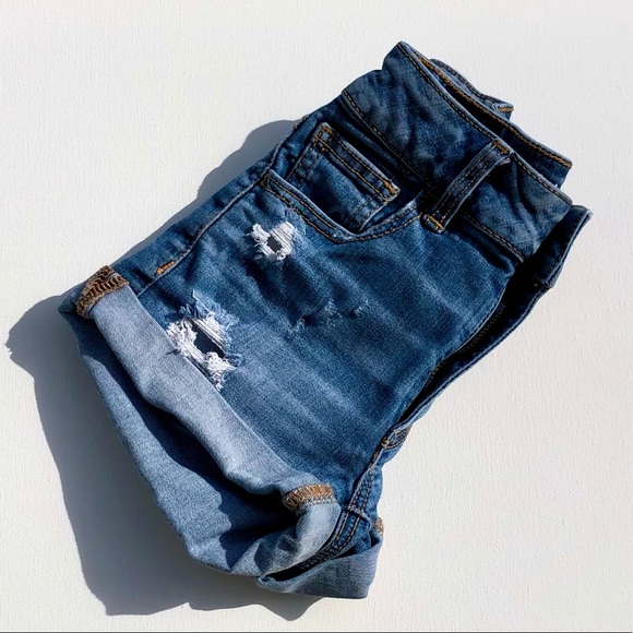 AE High Rise Short Shortie size 2 - Picture 8 of 11